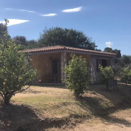 Is Bisus Country house