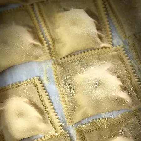 Is Bisus * Castiadas