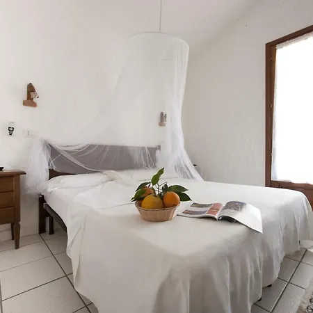 Is Bisus Country house Castiadas