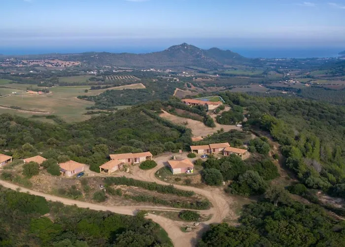 Is Bisus Hétvégi ház