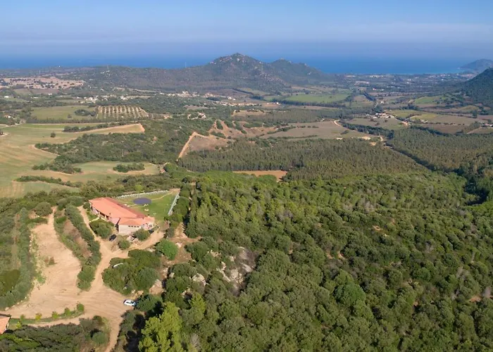 Is Bisus Hétvégi ház