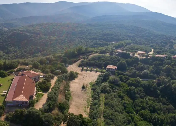 Hétvégi ház Is Bisus *