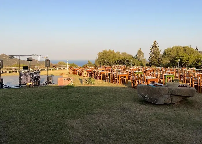 Is Bisus Hétvégi ház Castiadas