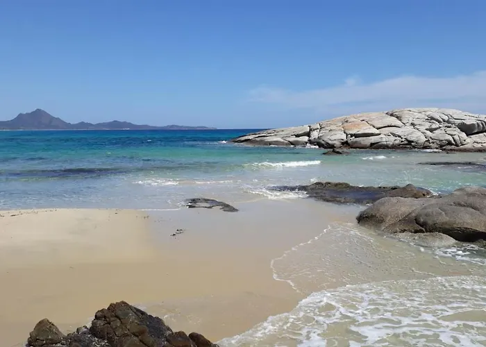 Is Bisus Hétvégi ház *